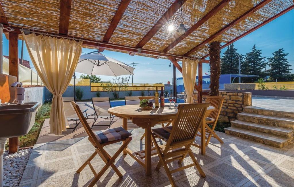 Holiday Home Sunce Dalmacije Mratovo Buitenkant foto